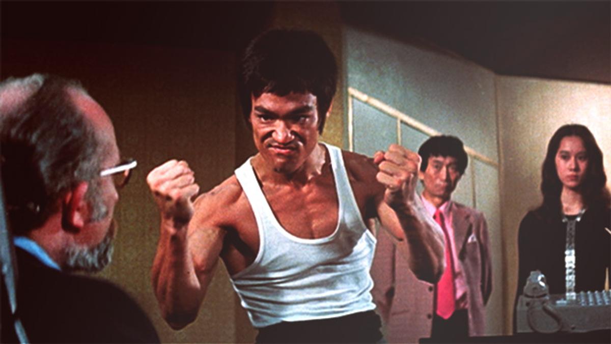 VIDEO Momentul fabulos când Bruce Lee l-a bătut din greșeală pe Jackie Chan: „Brusc, am orbit, se rotea tavanul”