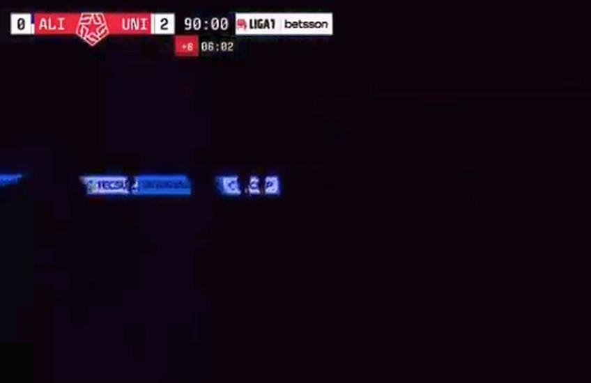 Universitario de Deportes s-a impus, joi, pe terenul celor de la Aliianza Lima, scor 2-0, și a devenit pentru a 27-a oară în istorie campioană în Peru. Rivalii nu au putut suporta faptul că Universitario a câștigat campionatul