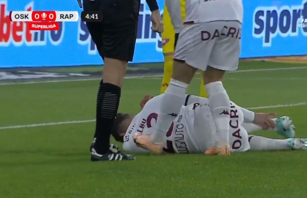 Două faze controversate în Sepsi - Rapid » Giuleștenii au cerut penalty de două ori în 5 minute