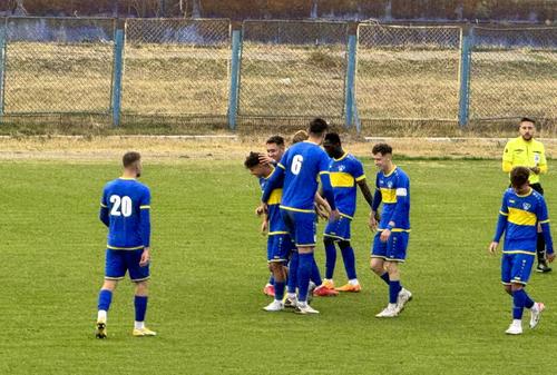 CSM Râmnicu Sărat a realizat scorul zilei în runda cu numărul 12 din Liga 3. Formația din județul Buzău s-a impus pe teren propriu în fața celor de la Hamangia Baia, scor 11-0.