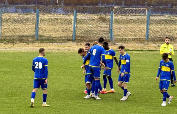 Scorul zilei în Liga 3, stabilit în județul Buzău » Cât s-a terminat partida dintre CSM Râmnicu Sărat și Hamangia Baia: la pauză era „doar” 5-0