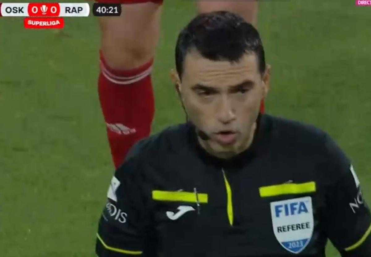 Reacția FRF după ce VAR-ul a clacat la Sepsi - Rapid » Hațegan a fost nevoit să întrerupă meciul