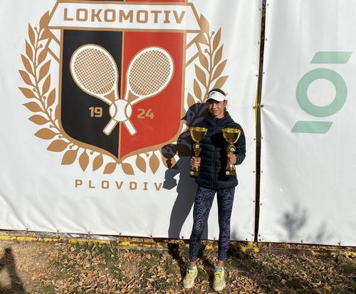 Maria Valentina Pop, mândră de primele ei trofee ITF