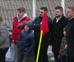 Antrenori în sutană, 2500 mici, mămăligă amestecată cu bormașina și Liturghie pe terenul sintetic, cu Mirel Rădoi, Claudiu Răducanu sau Adi Ilie drept martori » GSP a asistat la un turneu între echipele de fotbal a opt parohii din județul Teleorman