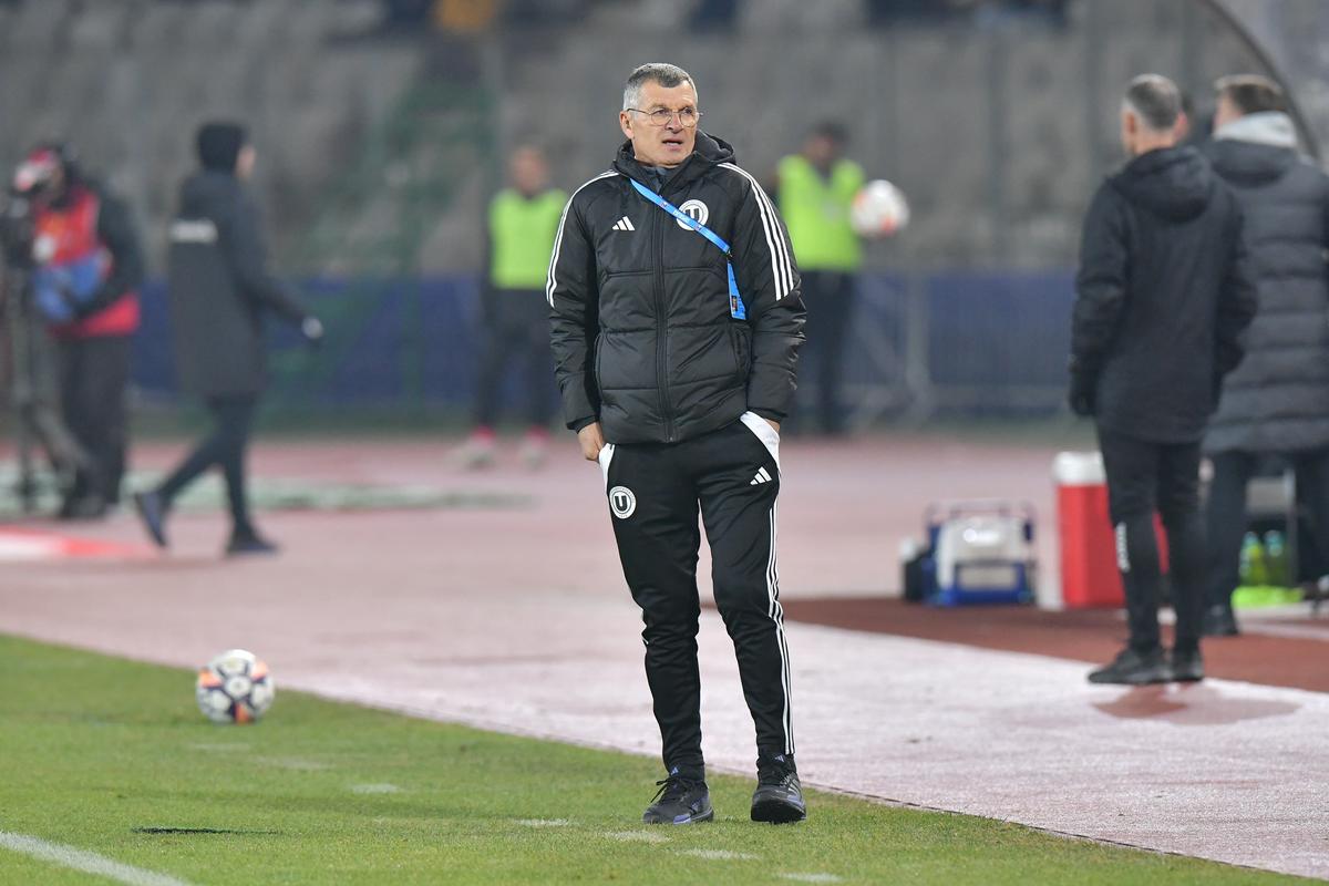 Ioan Ovidiu Sabău acuză la U Cluj - FCSB: „Cum de primim un arbitru din București când jucăm cu o echipă din Capitală?”