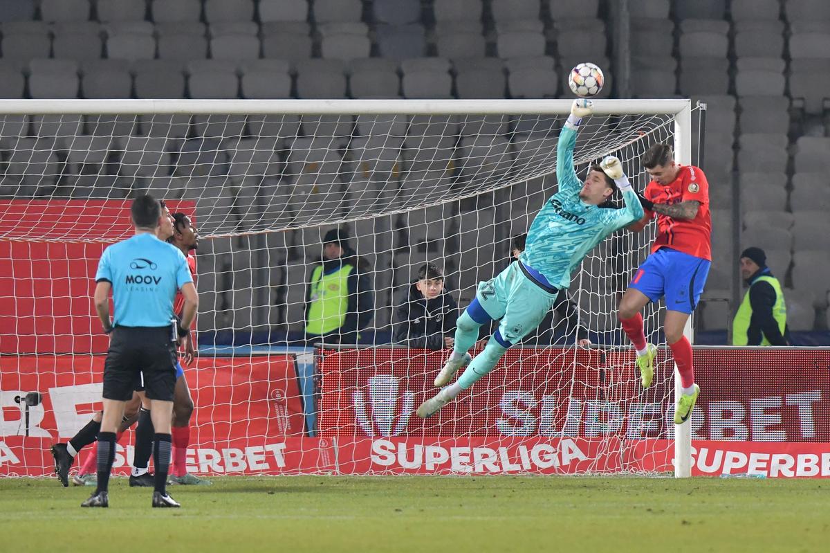 Ilie Năstase a intrat în direct după U Cluj - FCSB și a făcut iureș: „Nu se poate așa ceva!”