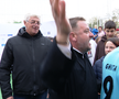 Preoți-antrenori, 2500 de mici, mămăligă amestecată cu bormașina și o galerie cu Mirel Rădoi, Claudiu Răducanu sau Adi Ilie prezenți » GSP a asistat la „cuplajul anului”, la o parohie: „Mama nu m-a lăsat, dar m-a vopsit mamaie”
