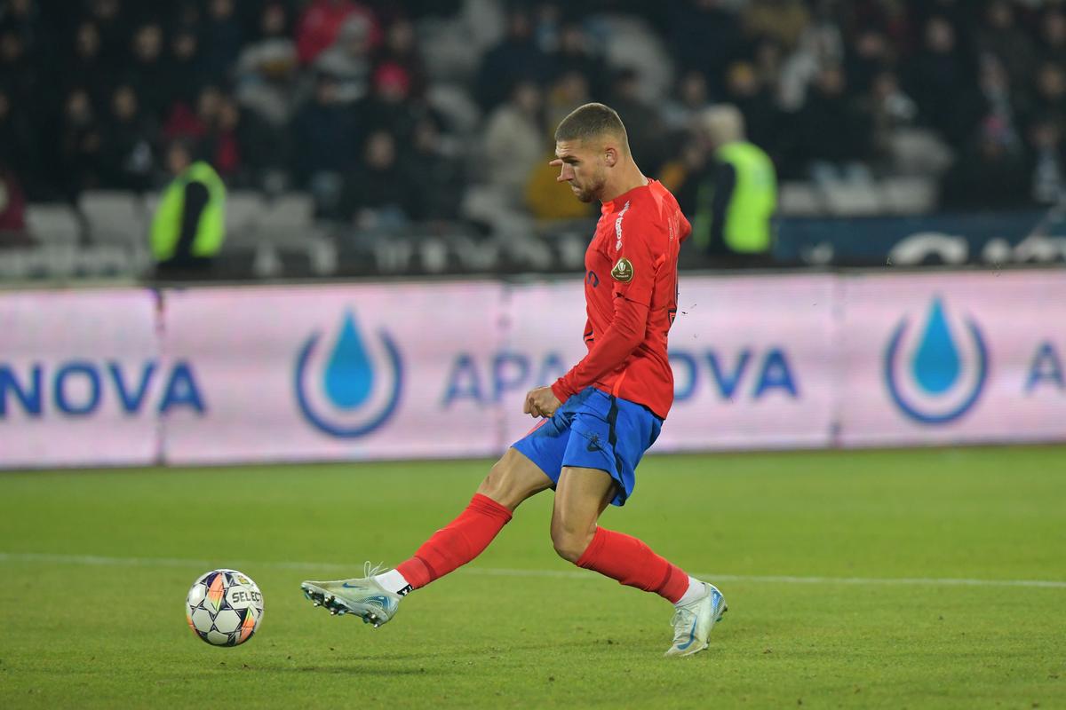 Ilie Năstase a intrat în direct după U Cluj - FCSB și a făcut iureș: „Nu se poate așa ceva!”