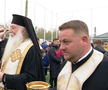 Preoți-antrenori, 2500 de mici, mămăligă amestecată cu bormașina și o galerie cu Mirel Rădoi, Claudiu Răducanu sau Adi Ilie prezenți » GSP a asistat la „cuplajul anului”, la o parohie: „Mama nu m-a lăsat, dar m-a vopsit mamaie”