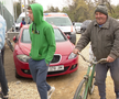 Antrenori în sutană, 2500 mici, mămăligă amestecată cu bormașina și Liturghie pe terenul sintetic, cu Mirel Rădoi, Claudiu Răducanu sau Adi Ilie drept martori » GSP a asistat la un turneu între echipele de fotbal a opt parohii din județul Teleorman