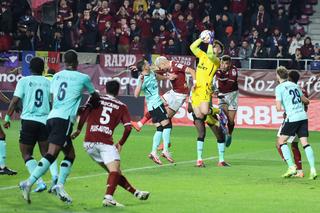 Jucător din Superliga, dat afară după ce a intrat în conflict cu antrenorul: „A pus capac”