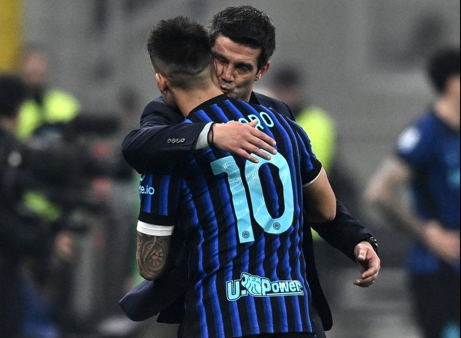 Lautaro Martinez este golgheterul lui Cristi Chivu la Inter, cu 14 reușite. În lipsa căpitanului, nerazzurrii au scăzut la o medie de un gol pe meci / Foto: Imago Apelul Peluzei Nord pentru fanii echipei lui Cristi Chivu: „Singuri împotriva tuturor pentru a trece prin furtună!”