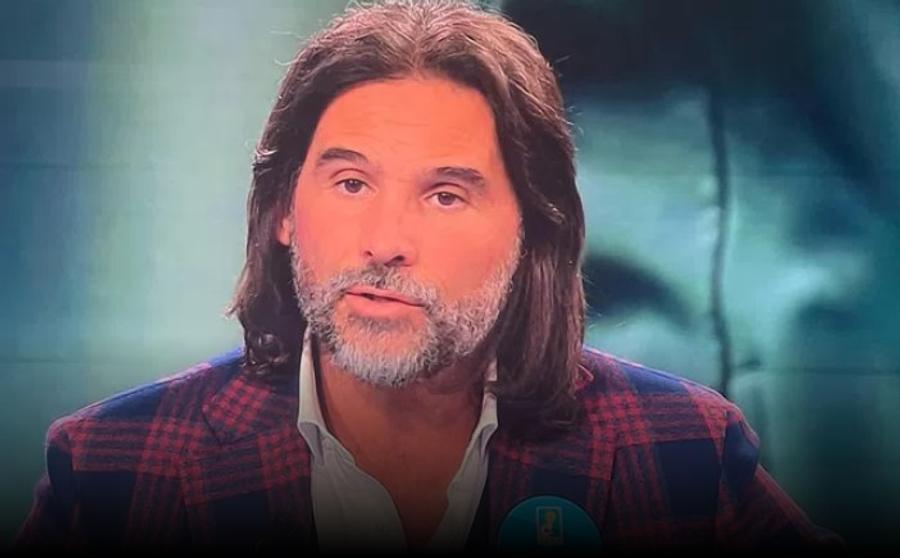 „Lele” Adani l-a lăudat pe Cristi Chivu în emisiunea de aseară de la RAIUNO Cristi Chivu e comparat cu Fabregas: „Are o gândire foarte evoluată! Este o alegere excelentă pentru Inter”