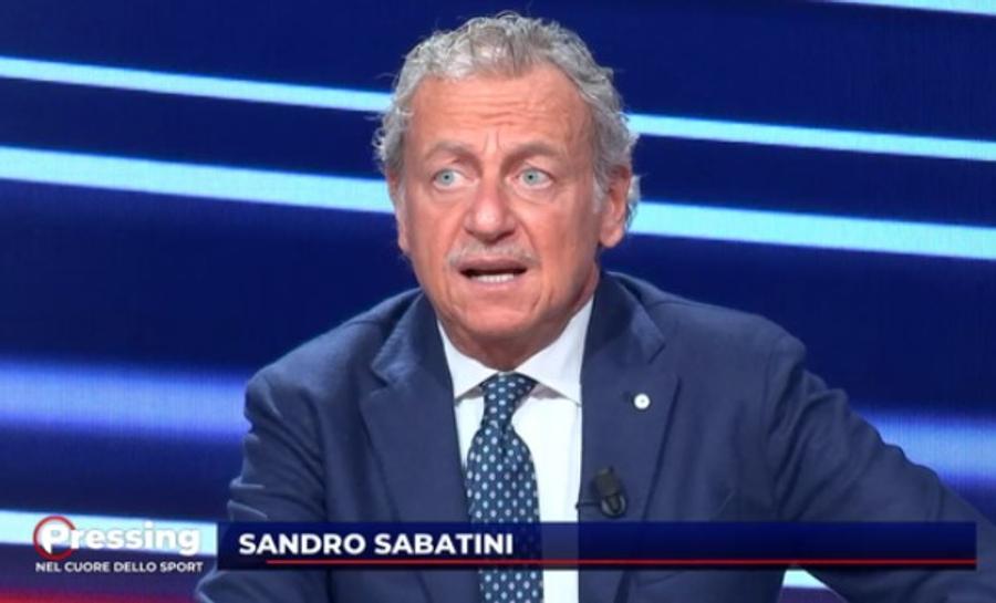 Sandro Sabatini, „apărătorul” lui Cristi Chivu în studioul emisiunii Pressing de la Canale 5 Pariul câștigător făcut cu Chivu: „Nu moare niciodată!”