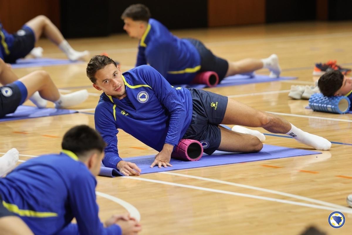 Bosnia s-a antrenat în sala din interiorul hotelului înaintea meciului cu România