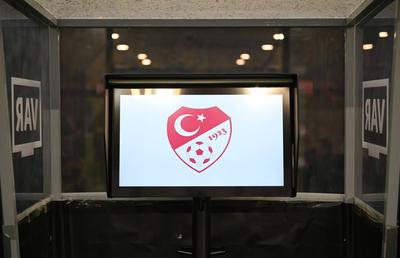 Cutremur în fotbalul din Turcia: jucători de la Galatasaray și Besiktas, implicați în scandalul uriaș de pariuri!