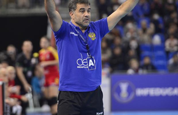 CORESPONDENȚĂ DIN JAPONIA // EXCLUSIV Selecționerul Rusiei a vorbit cu GSP despre scandalul momentului în sportul mondial: „De ce mă întrebați asta?" » Ironie la final