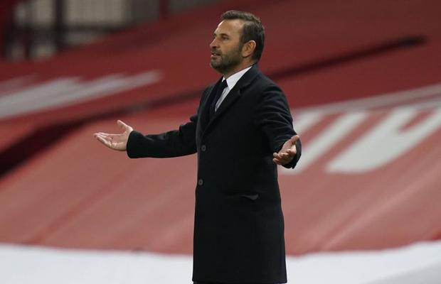 Antrenorul lui Bașakșehir: „Colțescu a folosit un cuvânt inacceptabil! Ar trebui să se simtă rău”