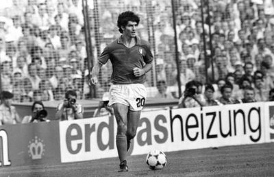 Iubindu-l pe Paolo Rossi » Cristian Geambașu, despre un erou al copilăriei: „Povestea trebuie spusă, deși difuzoarele dolby surround ale ignoranței bubuie în timpane”