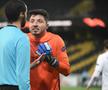 CFR Cluj a pierdut cu Young Boys Berna, scor 1-2, și a ratat calificarea în primăvara europeană. Ștefan Gadola, acționar minoritar la campioana României, consideră că arbitrul Benoît Bastien a influențat soarta poartei.