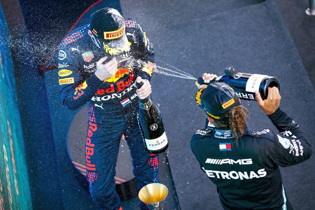 Hamilton sau Verstappen? Fostul pilot Doru Sechelariu, categoric înaintea marii finale din F1: „E favorit! Schumacher n-a avut niciodată talentul lui”