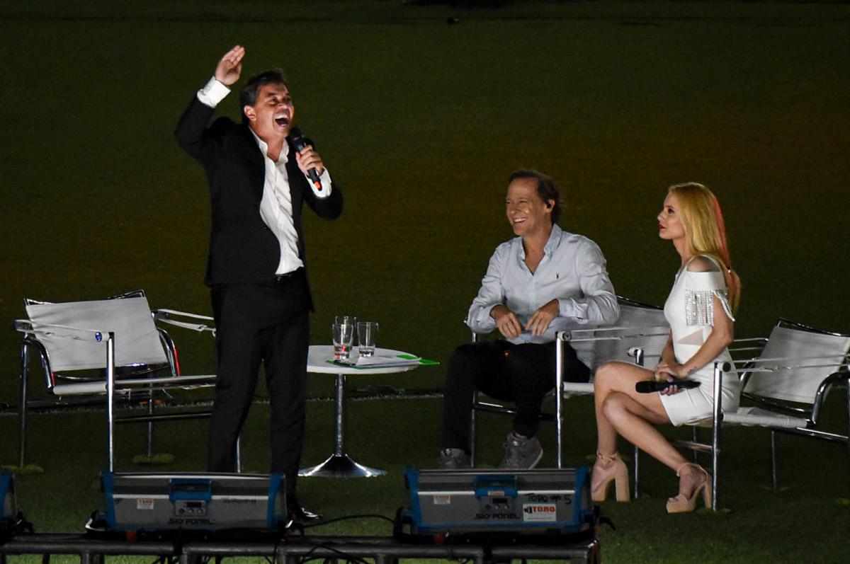 Imagini fabuloase din Argentina: antrenorul a cântat cu fanii, președintele și managerul au plâns! Discurs emoționant: „Închideți ochii și imaginați-vă”