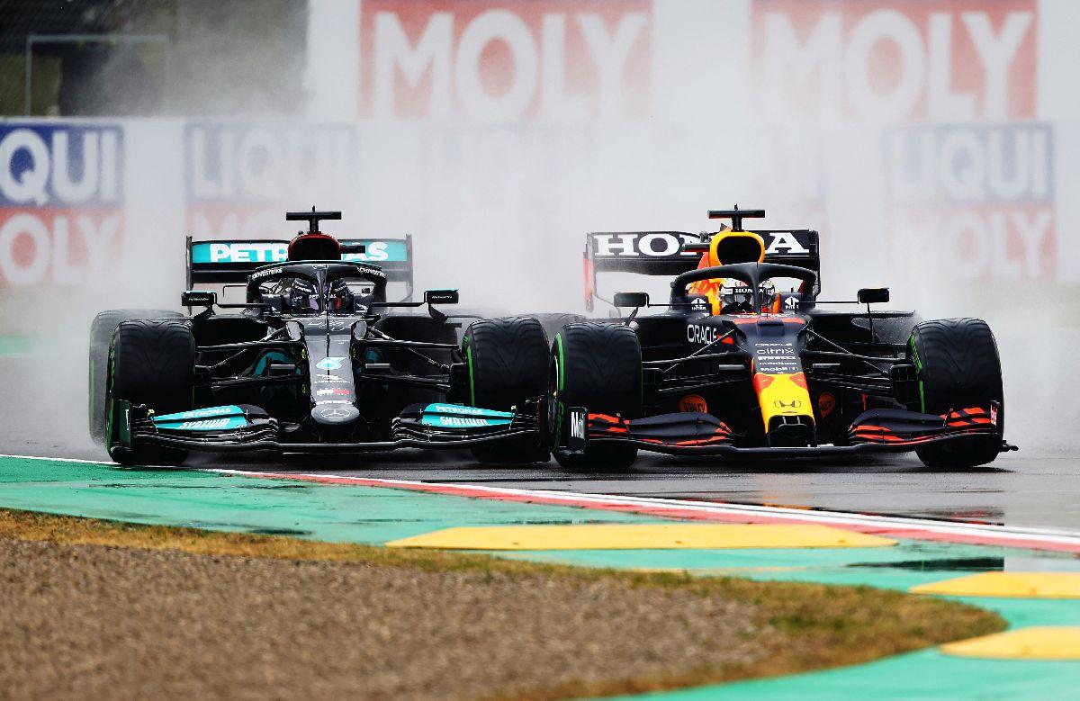 Bătălia Lewis Hamilton - Max Verstappen din 2021, în imagini