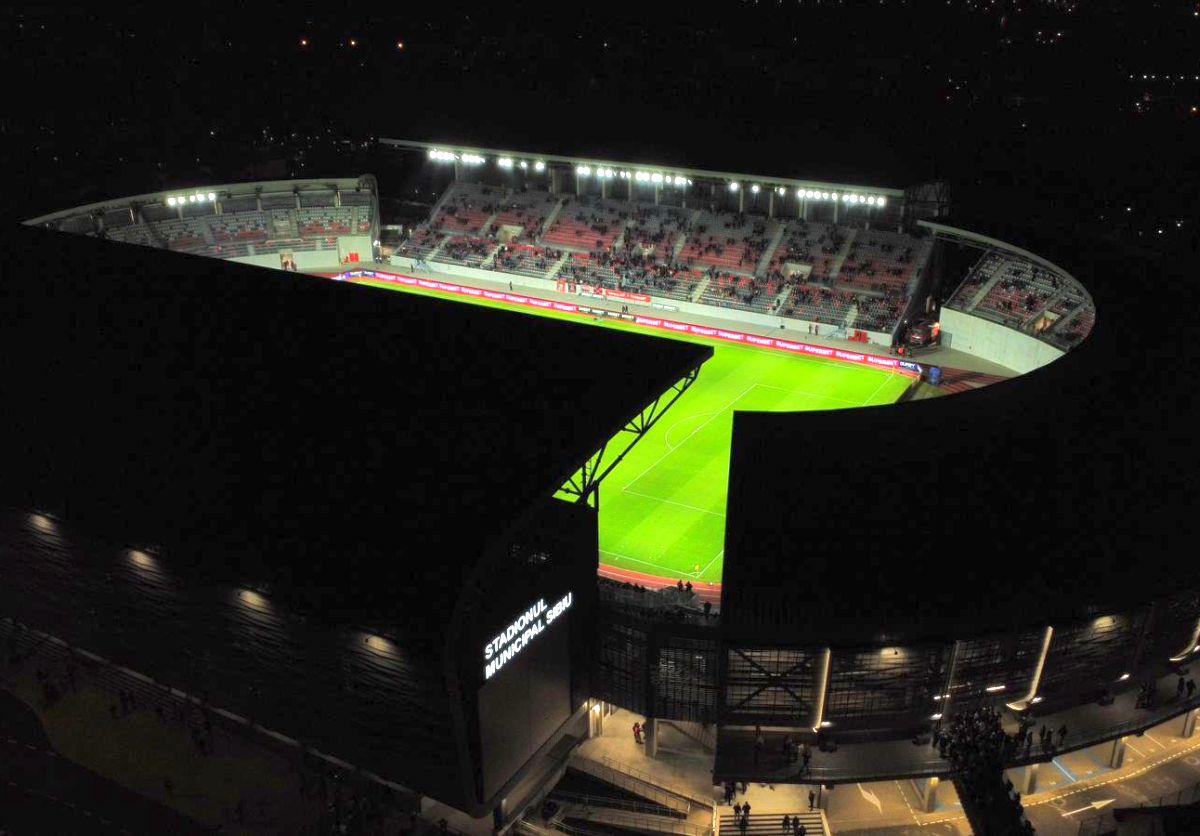Imagini dronă stadion Sibiu: cum arată noua arenă din parcul „Sub Arini”