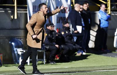 Unde a ajuns un fost antrenor adus de Hagi la Viitorul! Pregătește o echipă națională fără victorie de un an și jumătate!