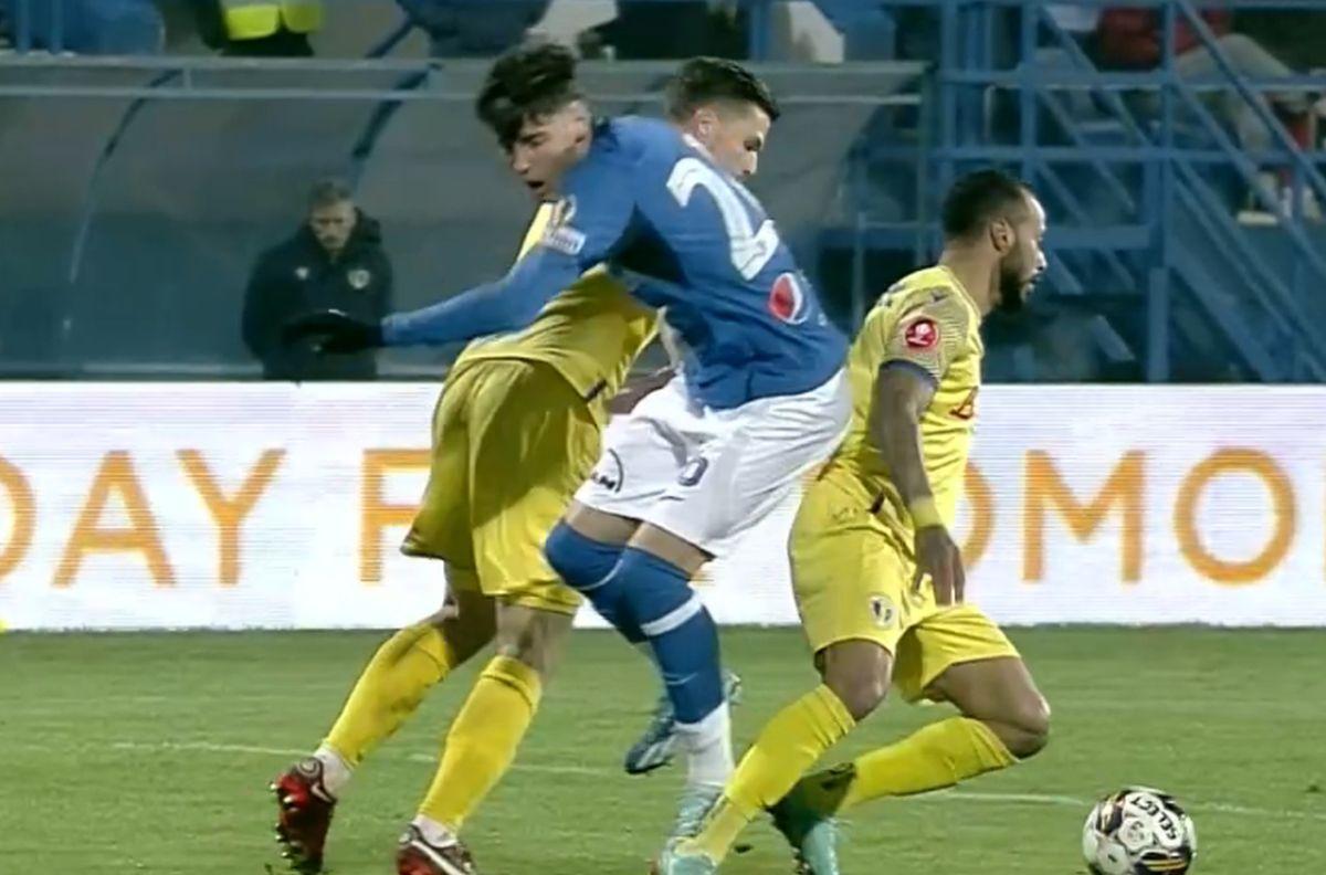 Simulare Adrian Mazilu în Farul - Petrolul