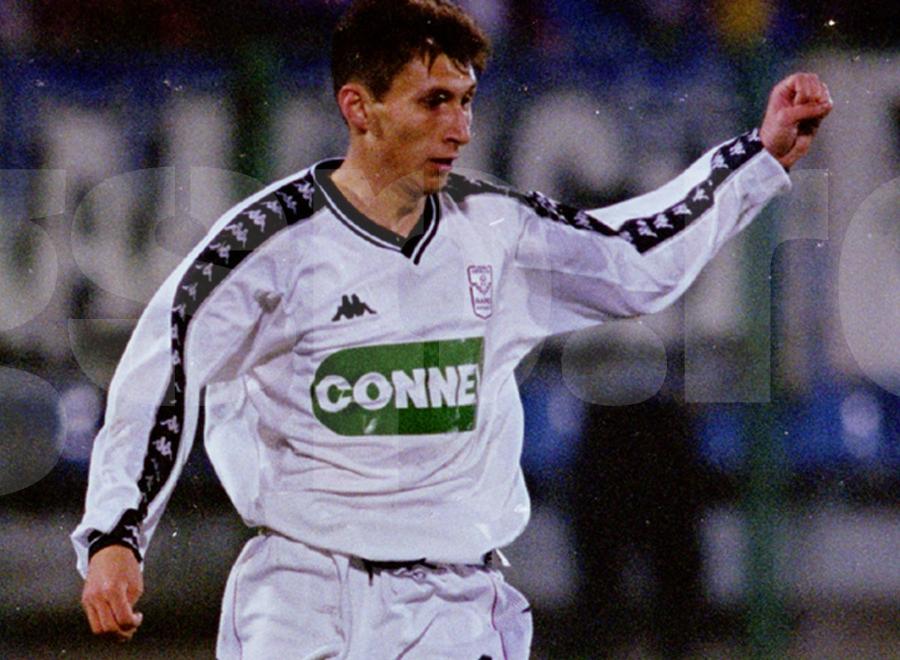 Imagini de arhivă cu Sergiu Radu / FOTO: Gazeta Sporturilor Ce a ajuns să facă fostul rapidist stabilit în Spania, la 13 ani de la retragere: „Se fac bani buni din asta”