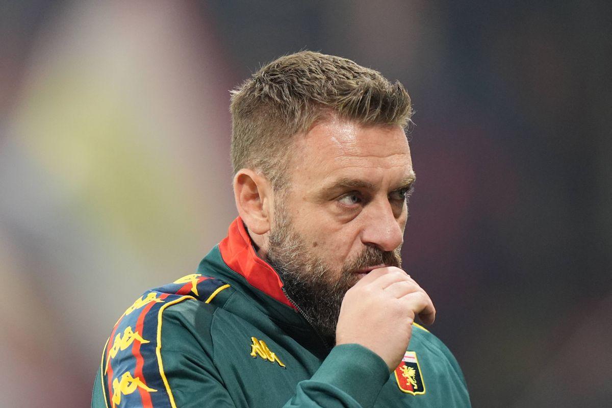 Daniele De Rossi, un antrenor de modă veche, încălțat cu Converse Chuck Taylor 70s