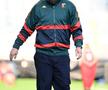 Daniele De Rossi (42 de ani), antrenorul lui Genoa, adeptul modei vechi