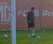 David Miculescu la antrenamentul oficial înainte de FCSB - Feyenoord // Foto: Andrei Furnigă (GSP)