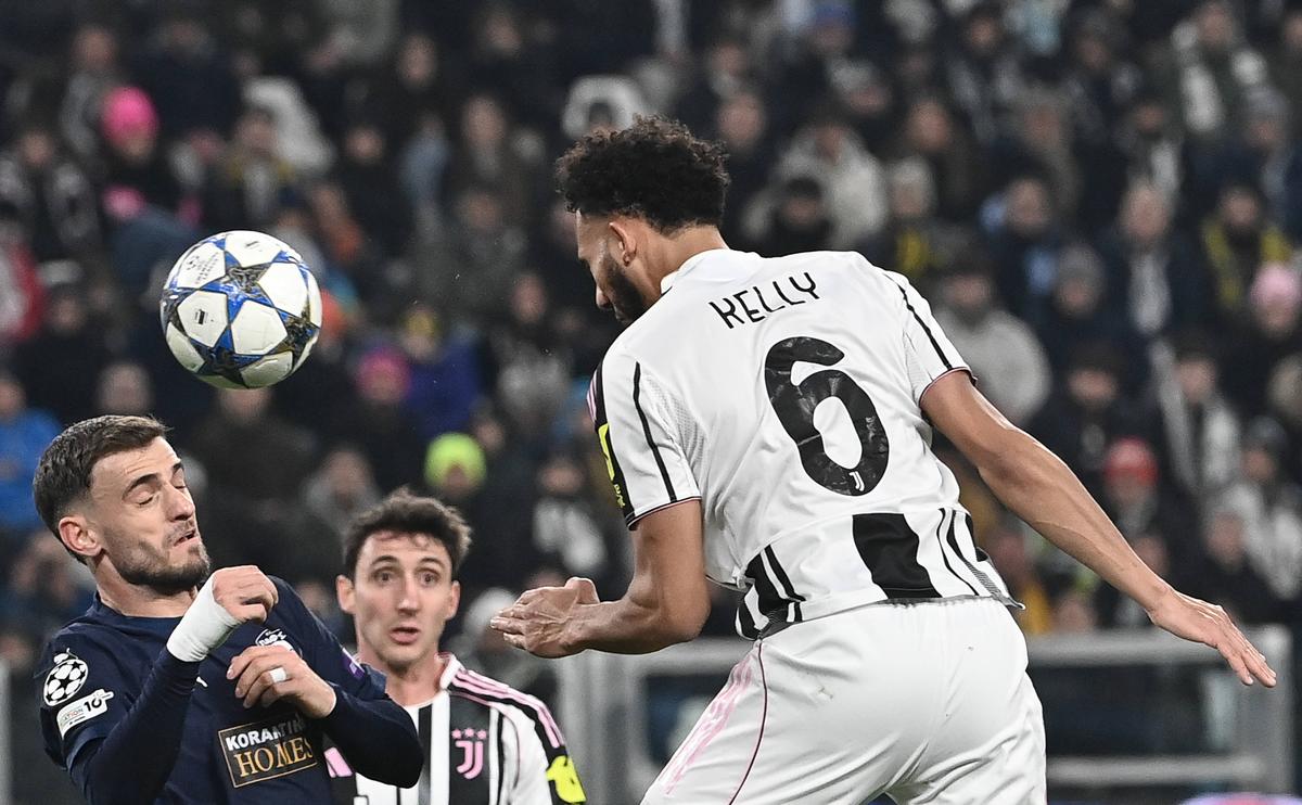 Vlad Dragomir, în Juventus - Pafos
