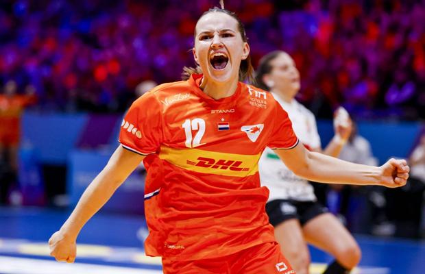 După 6 ani, Olanda revine în semifinalele Campionatului Mondial, unde o așteaptă Norvegia! Evoluție dominantă contra Ungariei, în fața regelui Olandei