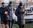 Vali Crețu, Lucian Filip și Mihai Pintilii la antrenamentul oficial înainte de FCSB - Feyenoord // Foto: Andrei Furnigă (GSP)