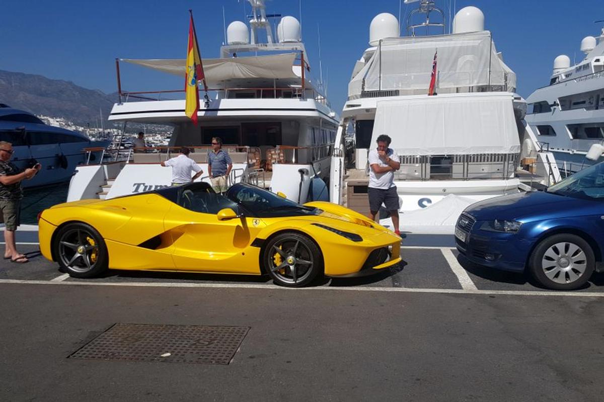 Corespondență GSP din Spania // FOTO Cantonamentul românilor - paradisul fițelor » Cu mașinile din parcare plătești salariile restante de la Dinamo! :D