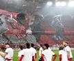 Suporterii lui Dinamo se implică activ pentru a-i susține pe jucători  / sursă foto: Imago Images