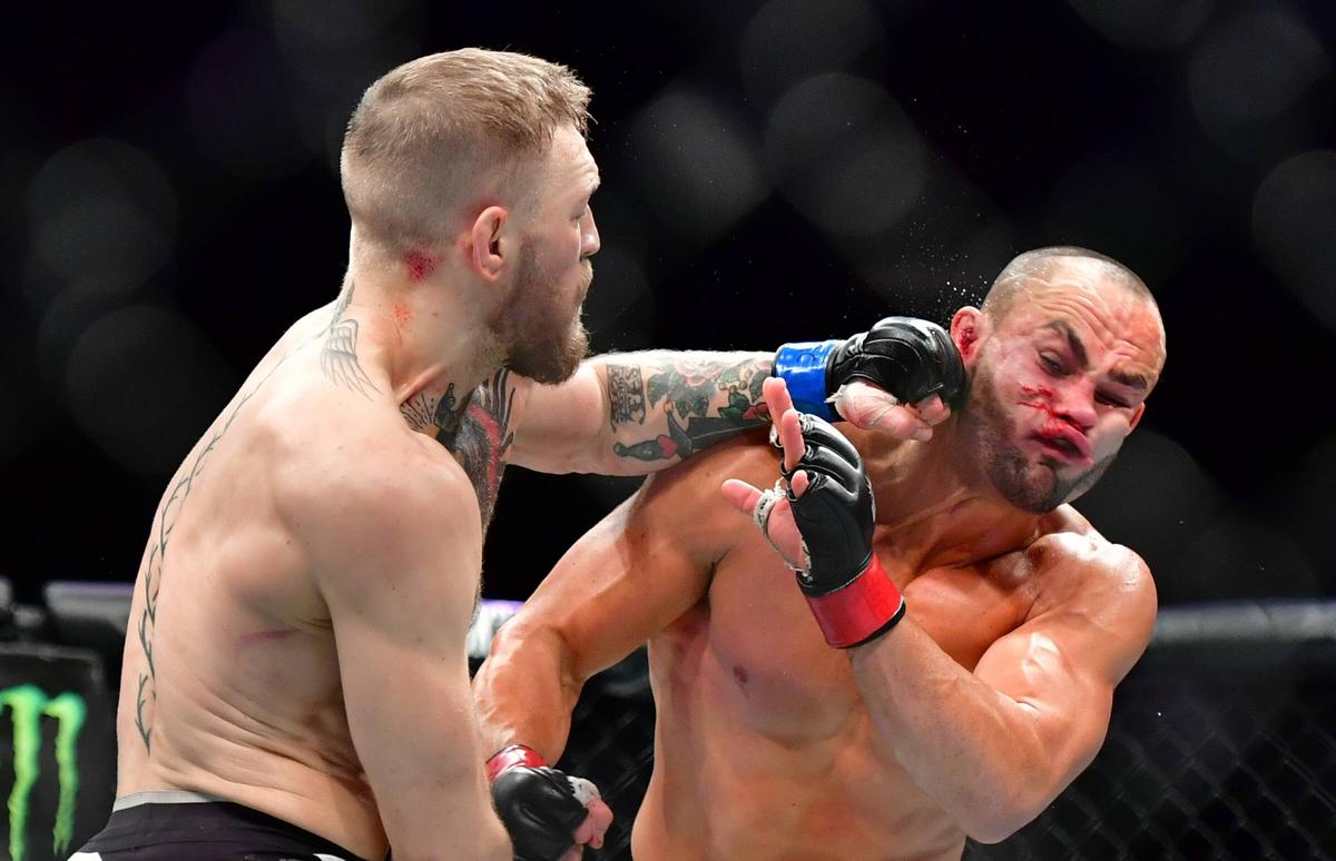 Conor McGregor, mesaj pentru un puști din România: „Doar cerul e limita! Hai, România!”