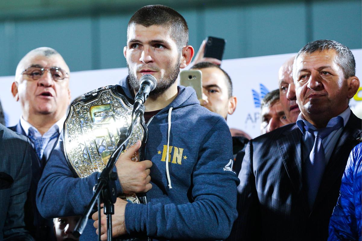 Conor McGregor, mesaj pentru un puști din România: „Doar cerul e limita! Hai, România!”