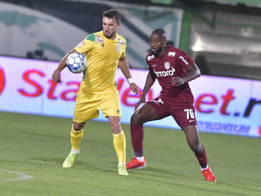 300.000 € de pomană » CFR Cluj plătește o avere pentru un fotbalist care joacă la Cupa Africii