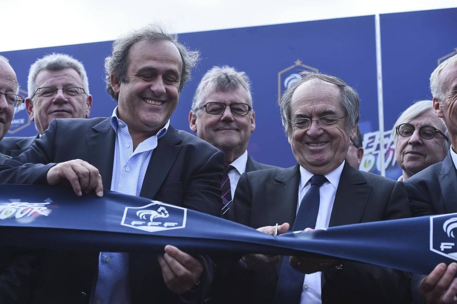 Noel Le Graet, aici împreună cu Michel Platini, va face obiectul unui Comitet Executiv de Urgență al Federației Franceze de Fotbal Emmanuel pentru Noel