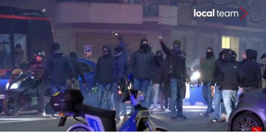 Incidente Lazio - Roma, sursa Hooligans.cz Official Incidente grave după derby-ul Romei! Un suporter a fost înjunghiat