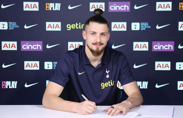 Gicu Grozav știe cum va putea reuși Radu Drăgușin la Spurs: „Mentalitatea. E ceva «wow»” + De ce a renunțat vedeta Petrolului la națională