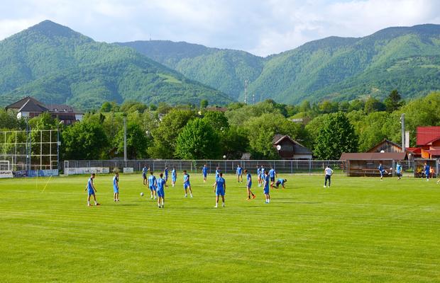 Antrenorul român propune revoluția: „E absurd! Jumătate dintre echipe nu au ce căuta în campionat”