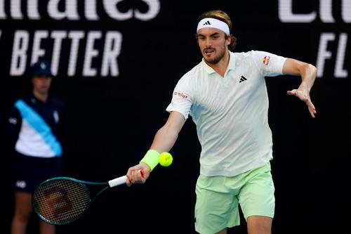 Stefanos Tsitsipas în acțiune Foto Imago