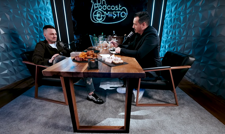 Makaveli a fost invitat la podcastul realizat de „Bursucu'” Cel mai controversat influencer al momentului e fiul unui fotbalist de la Jiul și Universitatea Craiova: „E prima oară când o spun! Nu m-a recunoscut, am fost abandonat”