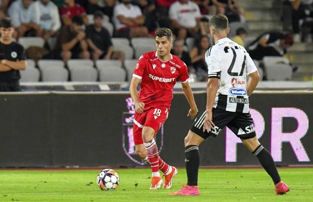 OUT! Adus ca o vedetă, pleacă pe ușa din dos de la Dinamo