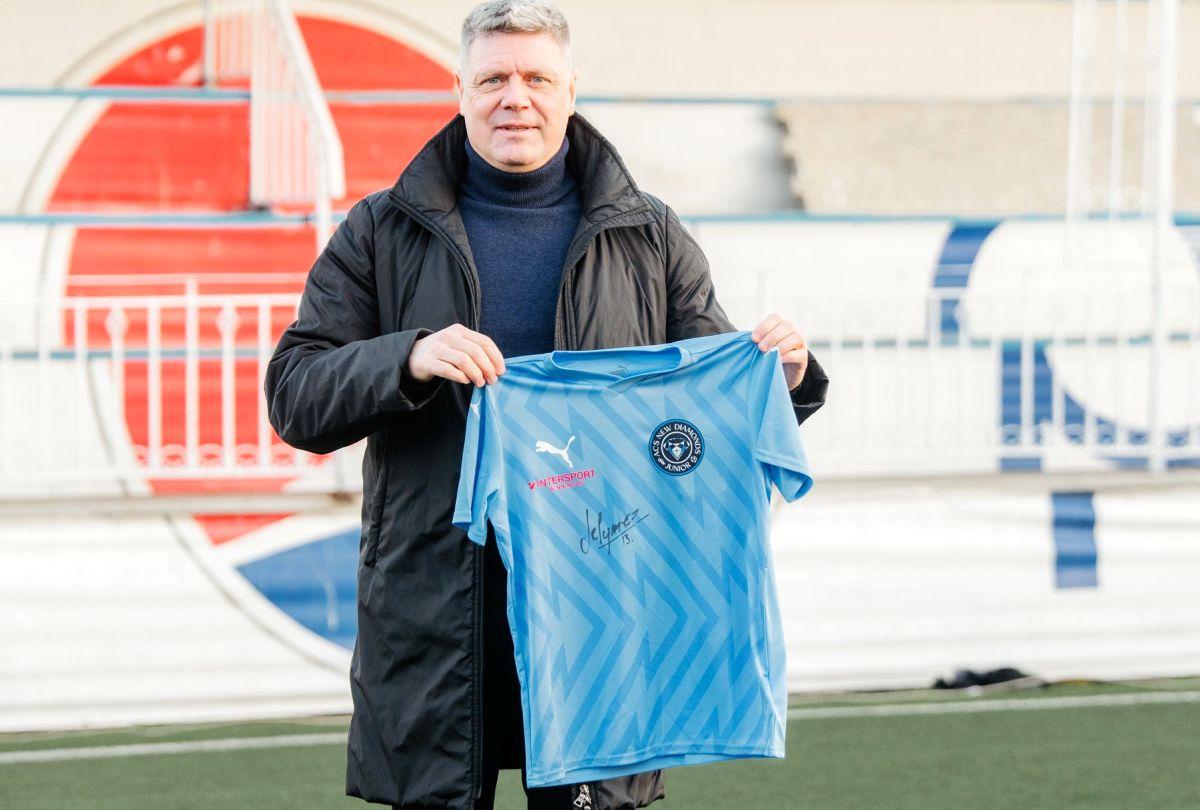 Tibor Selymes s-a întors! Prezentat oficial la club » Detalii din proiect: „Ne inspirăm de la Hagi”